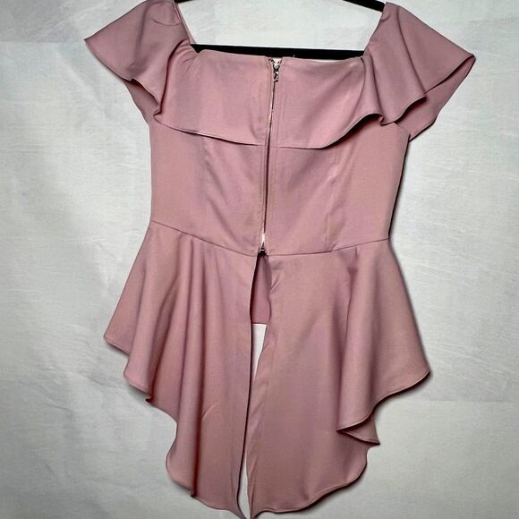 nWOt Hello Miss Women's Large Off Shoulder High Low Pink Ruffle Blouse - Picture 8 of 11